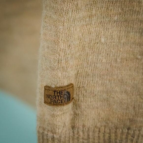 The North Face Size Small S Beige Wool Adjustable Button Long Sleeve Cardigan - Picture 2 of 7